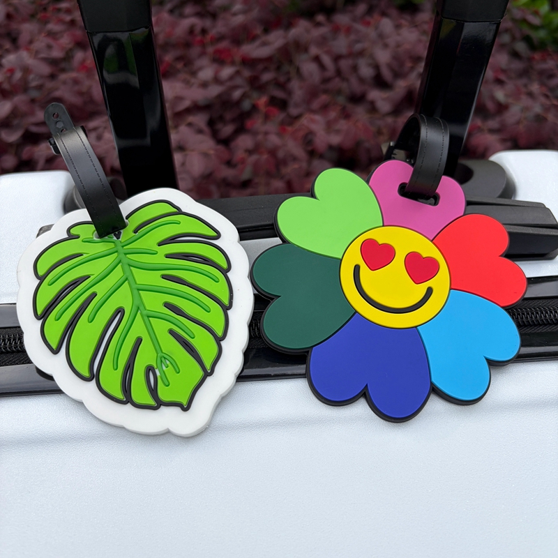 Travel Accessories International - 1/2 adet çiçek ve yeşil yaprak